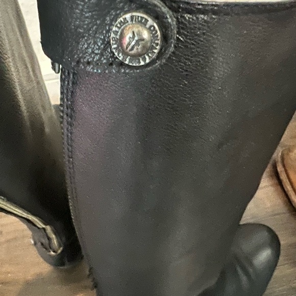 FRYE Melissa Button Back Boot - Picture 5 of 8